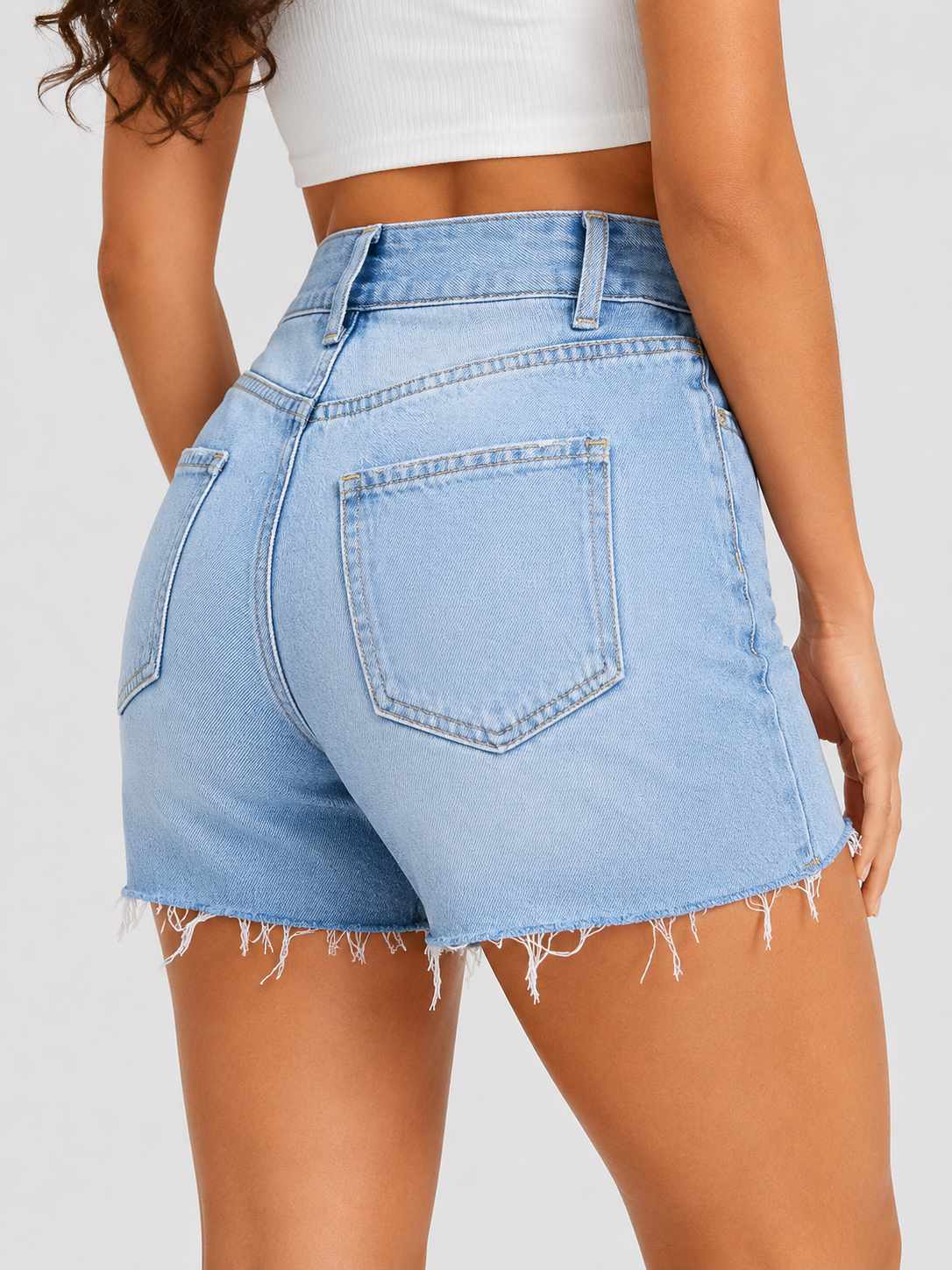 Women’s Frayed Hem Denim Shorts